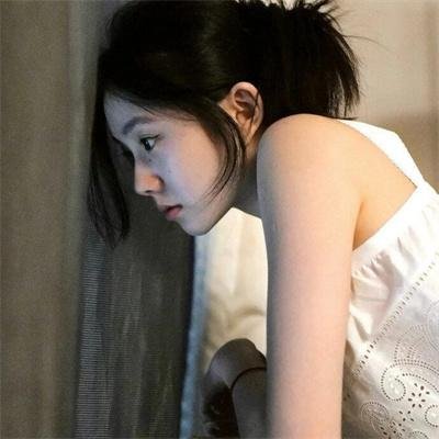 楼梯顶上的黑暗